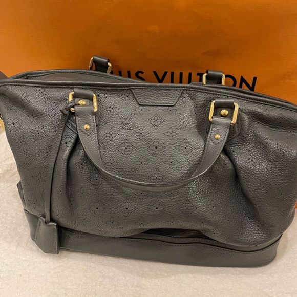 Louis Vuitton Stellar Mahina Anthracite Leather Gm Tote